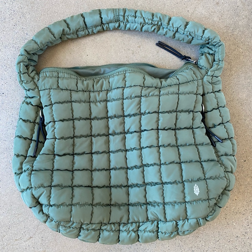 FP MOVEMENT QUILTER CARRYALL